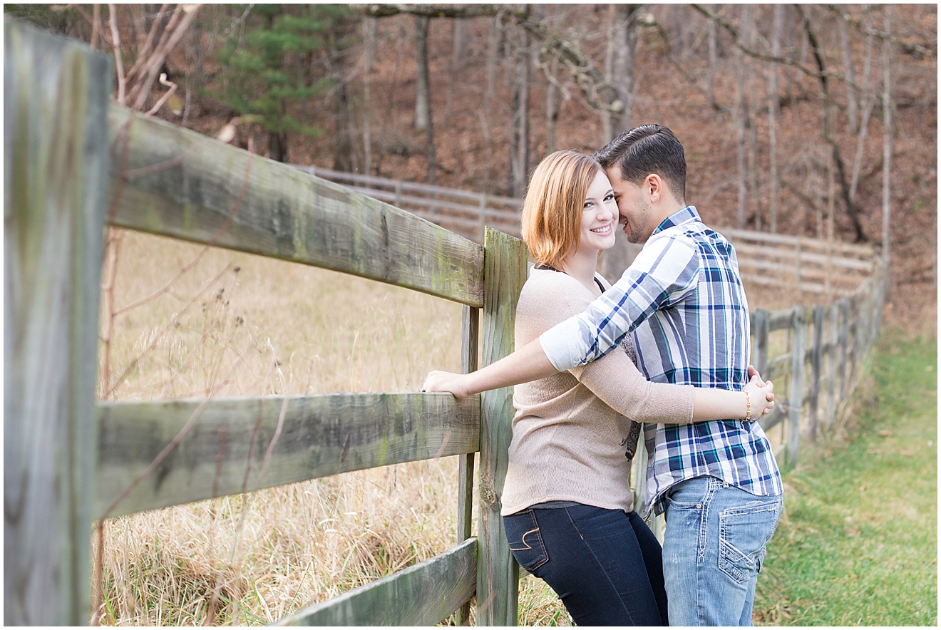 rustic-outdoor-virginia-anniversary-photography-session