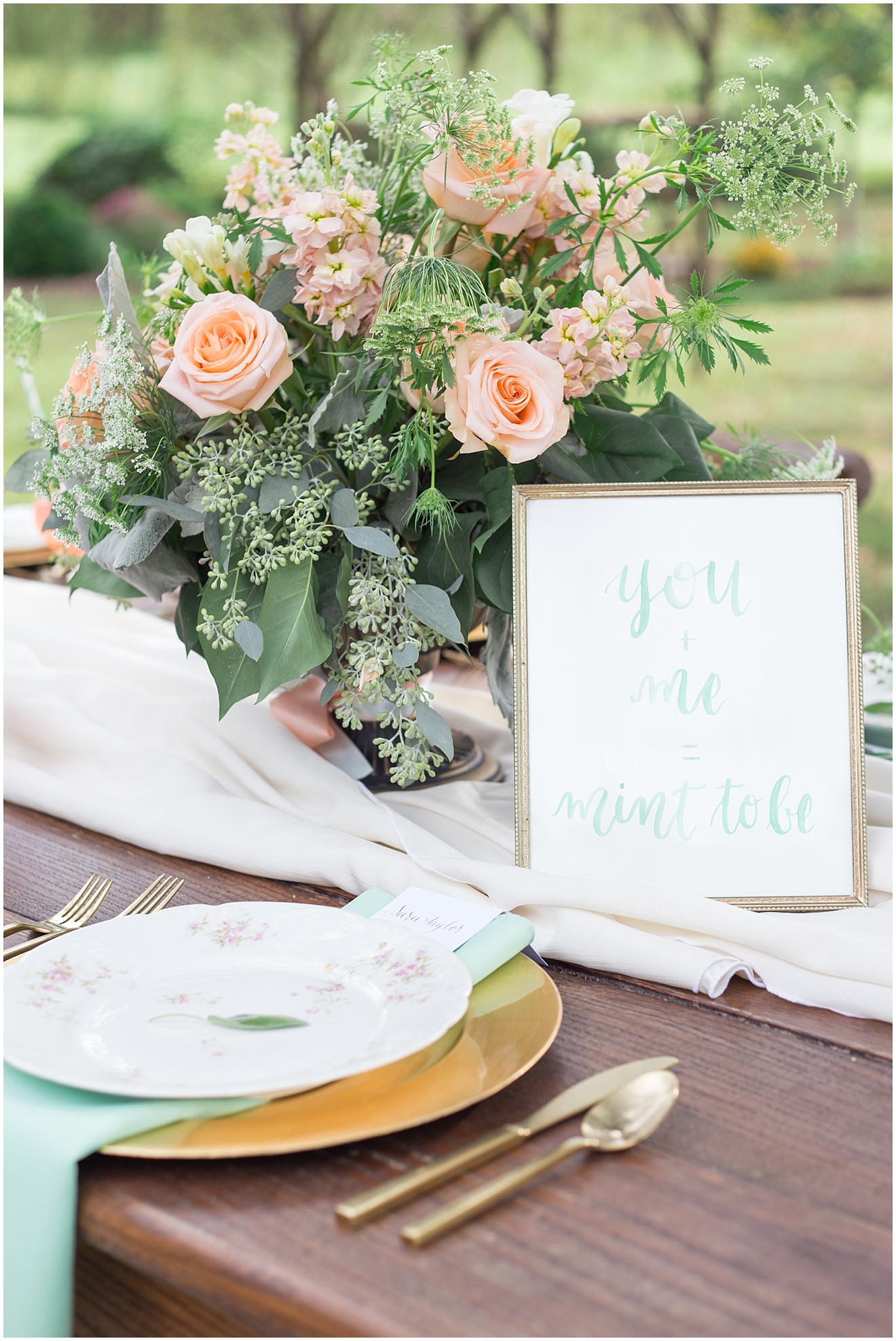 mint-and-gold-wedding-inspiration