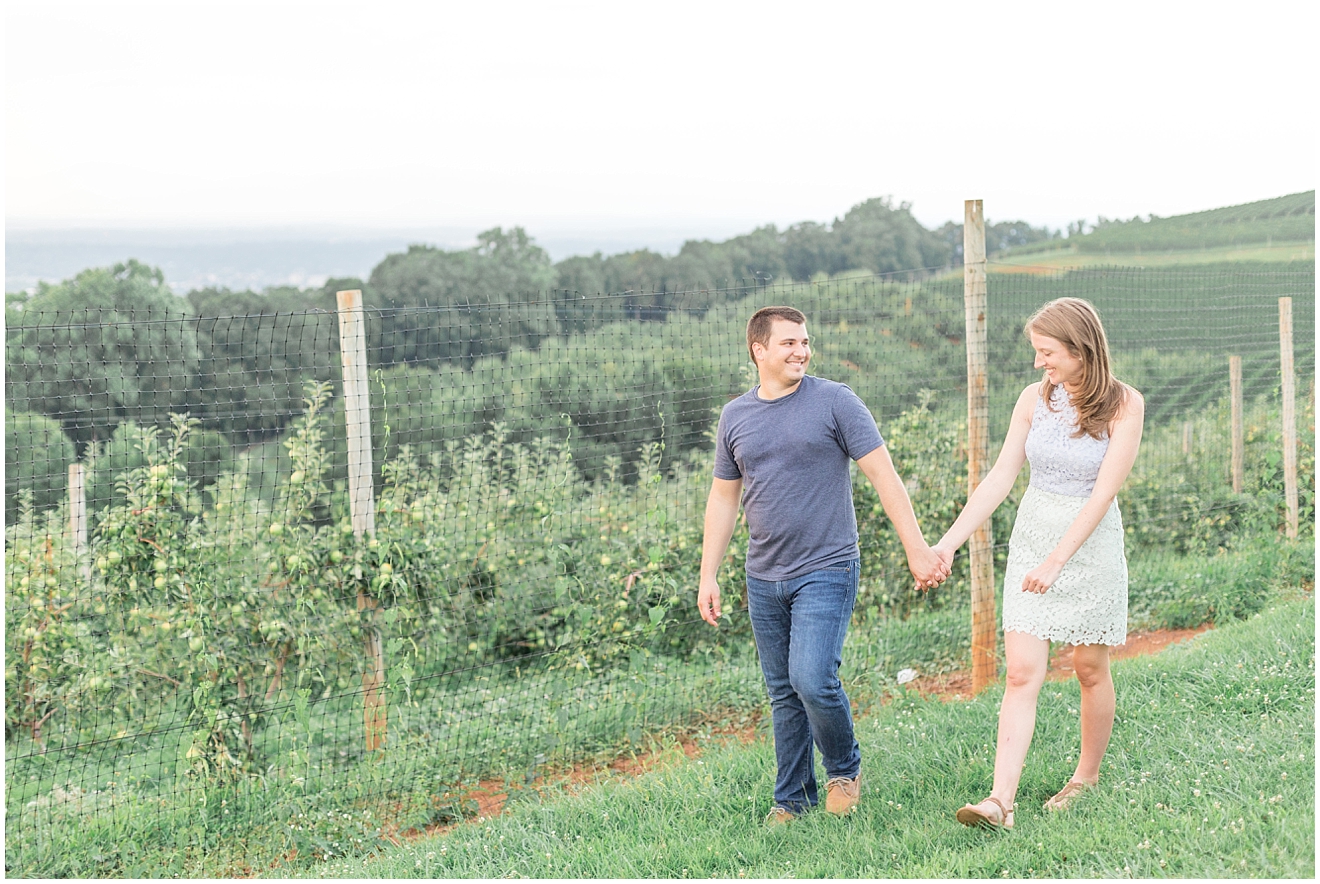 apple-orchard-engagement-photo-session
