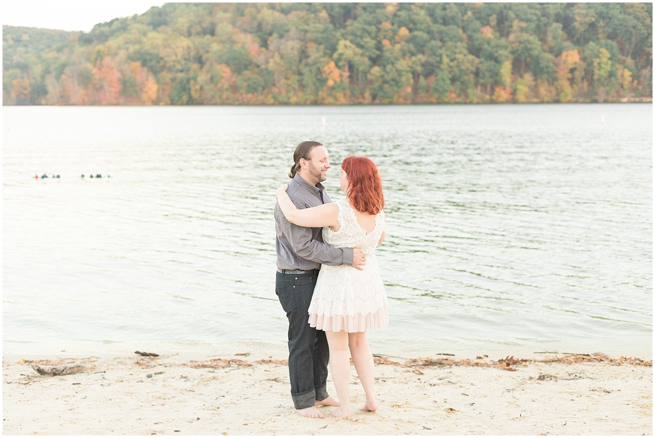 sweetheart-photo-session-claytor-lake-state-park