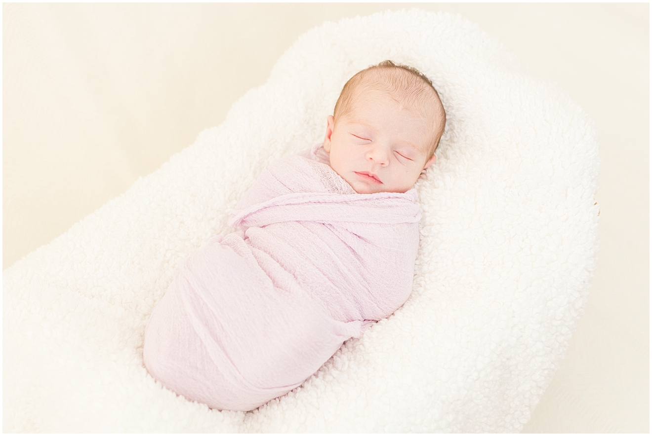 roanoke-va-newborn-baby-girl-photo-session