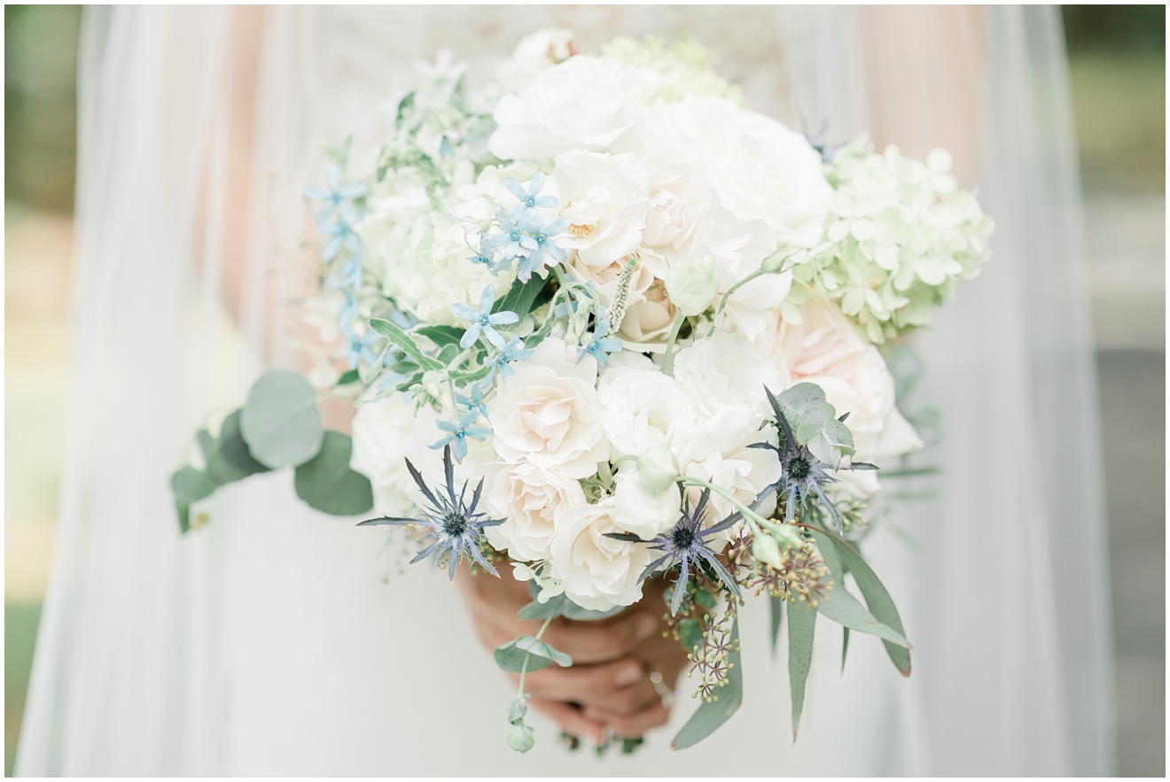 summer-wedding-bridal-bouquet