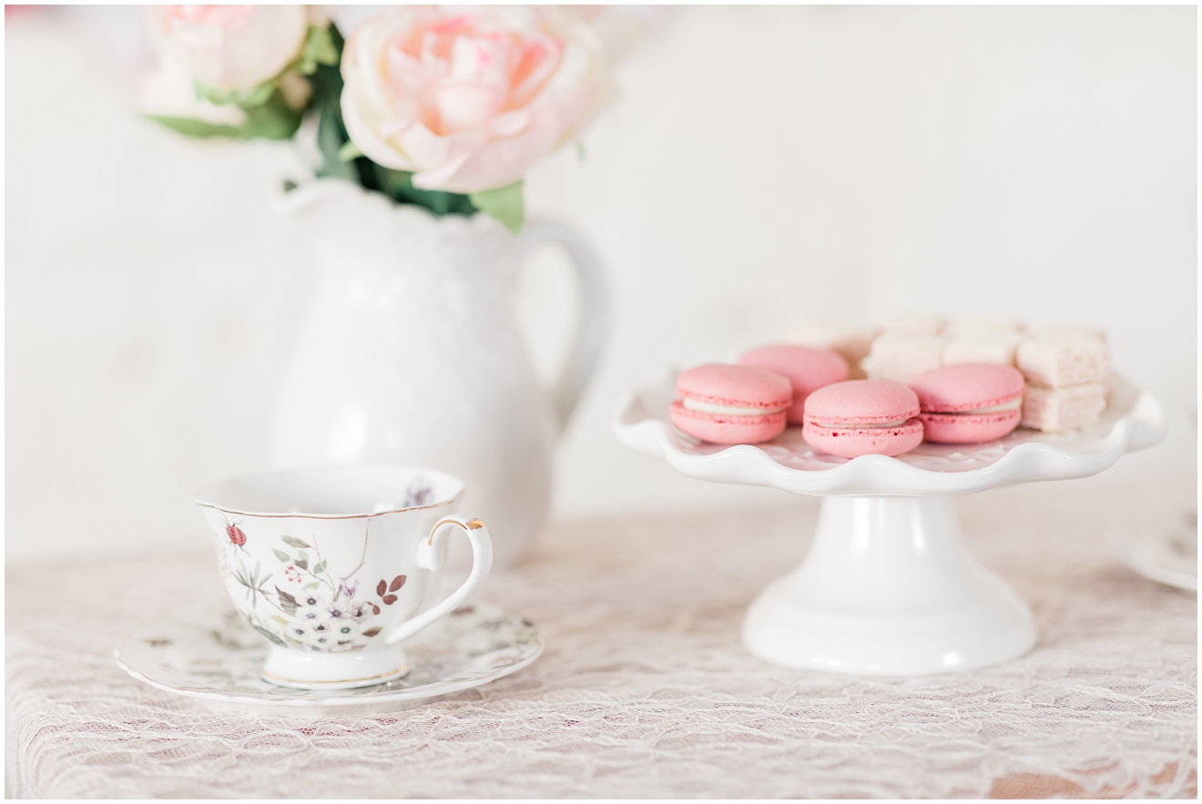 vintage-tea-party-for-2nd-birthday-photo-shoot