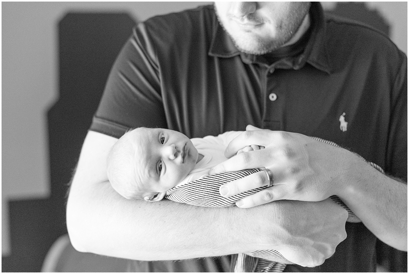 black-and-white-lifestyle-newborn-photography