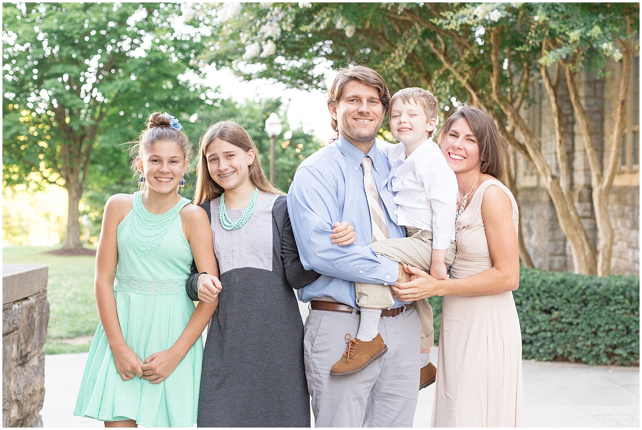 mint-blue-gray-family-photo-session