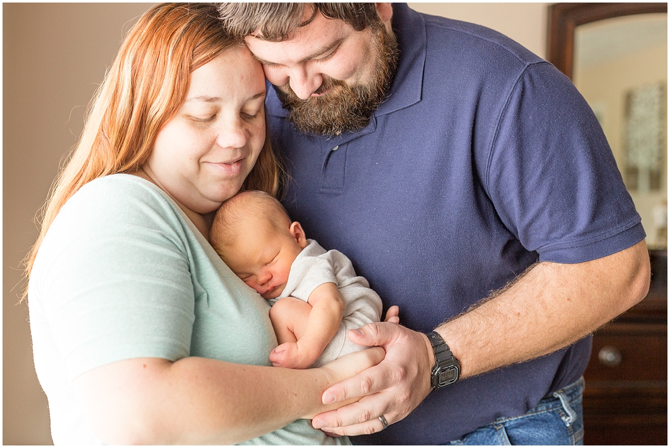 sommers-family-lifestyle-newborn-session_0002